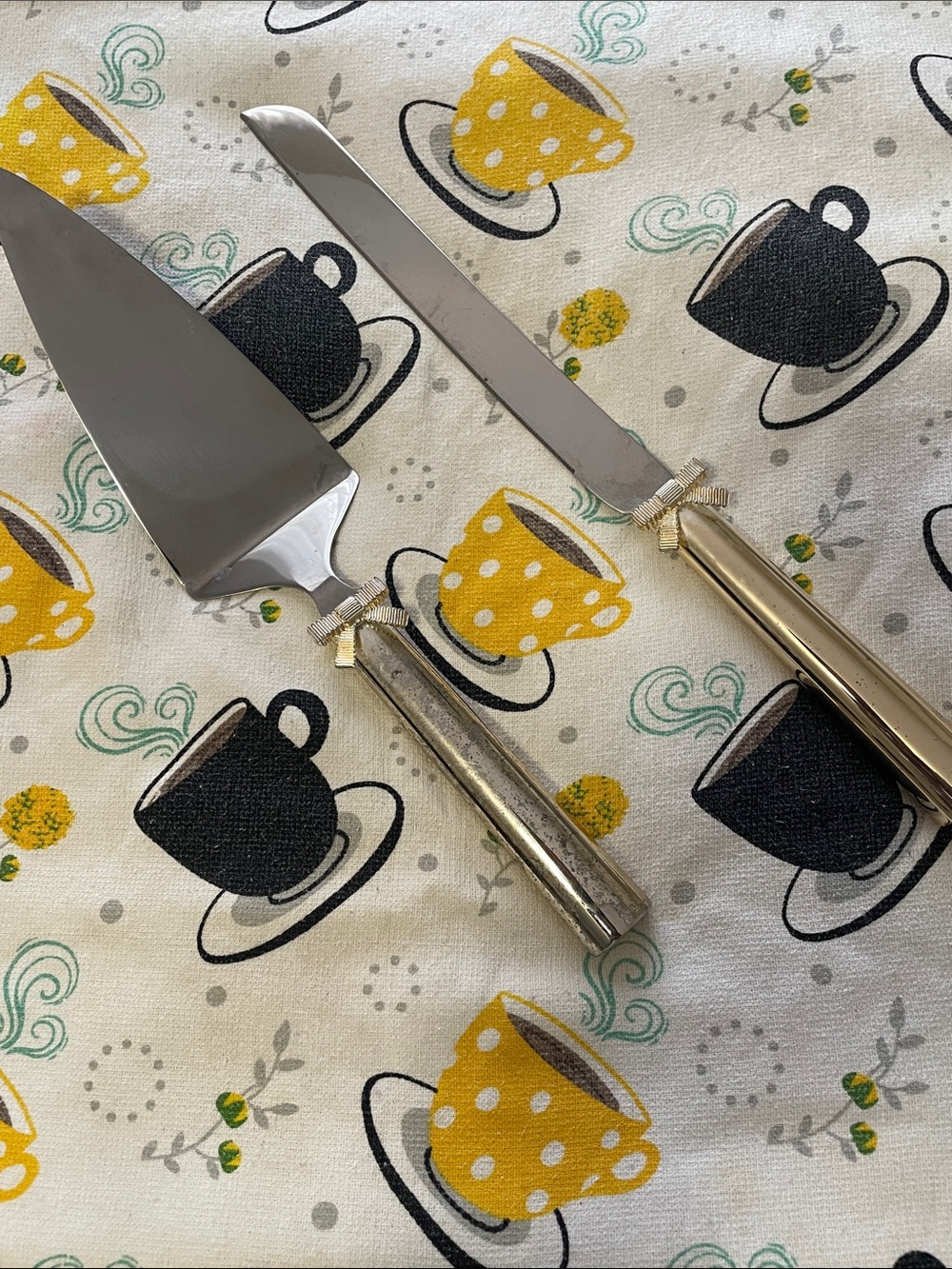 Kate spade ♠️ /Lenox Silver Cake Server and Knife Set with Bow Accents